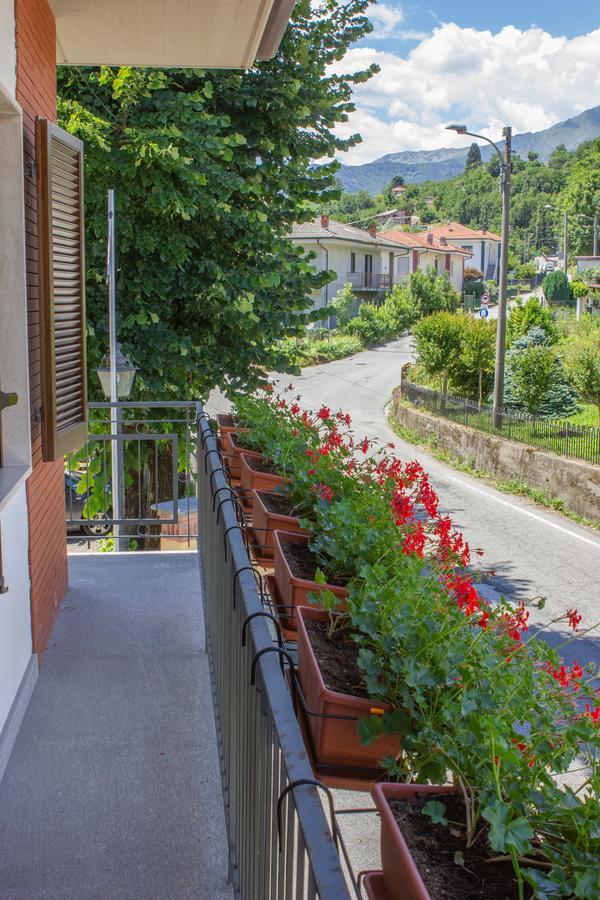 Ristorante Buasca Hotel Cuorgne Exterior photo